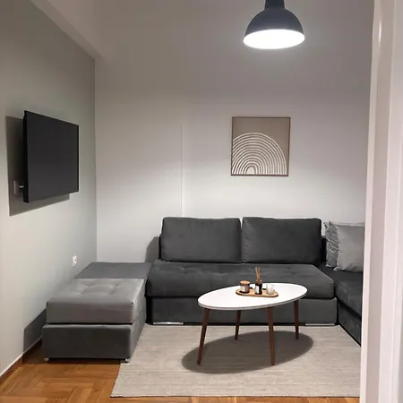 Cozy Apartment In The Heart Of Athens-3